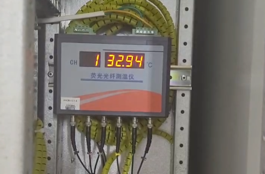 开关柜荧光光纤测温系统解决方案